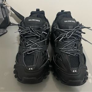 brand new balenciaga tracks black size 45
